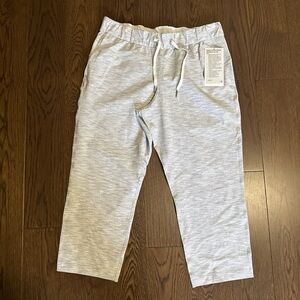 Lululemon capri pants